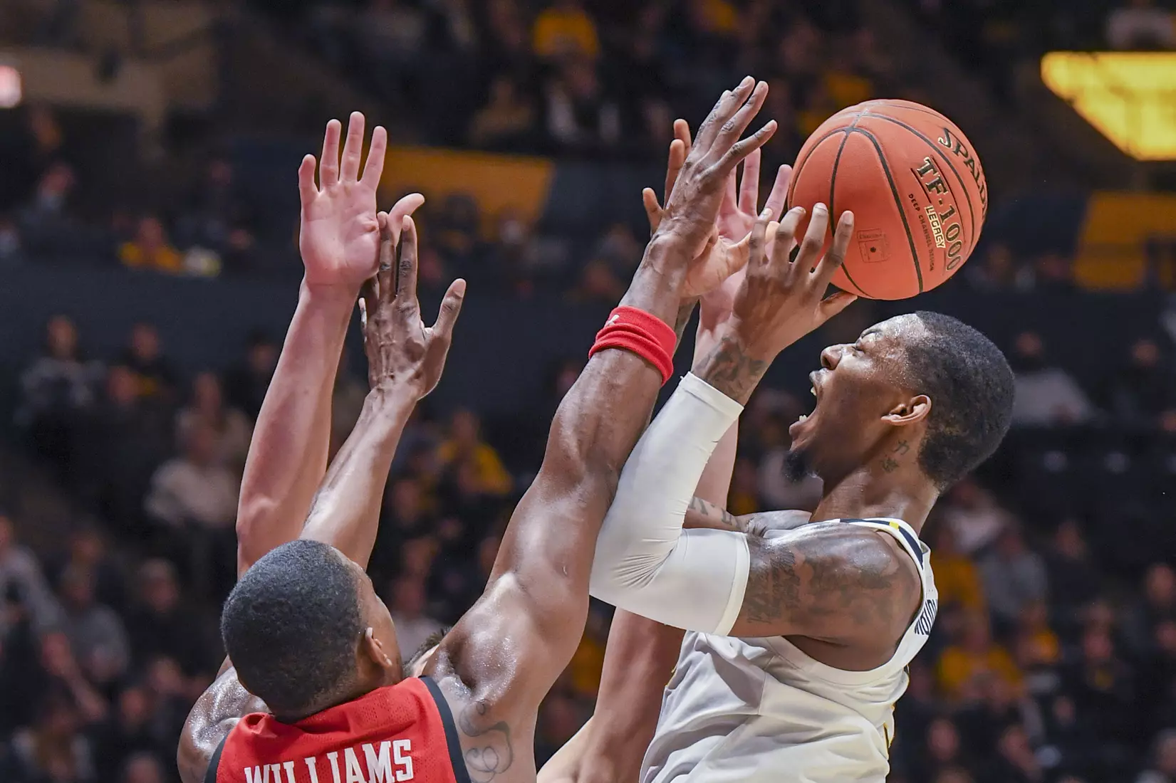 Gabe Osabuohien shoots.