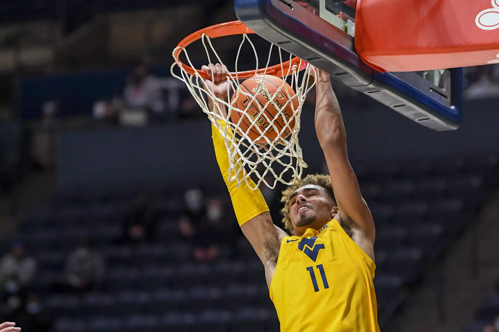 Emmitt Matthews Jr. slams for two.