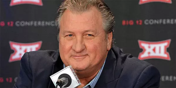 Huggins-Main-102516.jpg