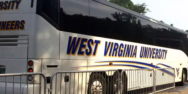 Bus-Main-52917.jpg