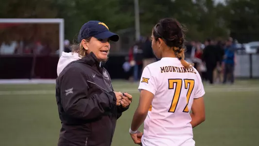 Nikki Izzo-Brown