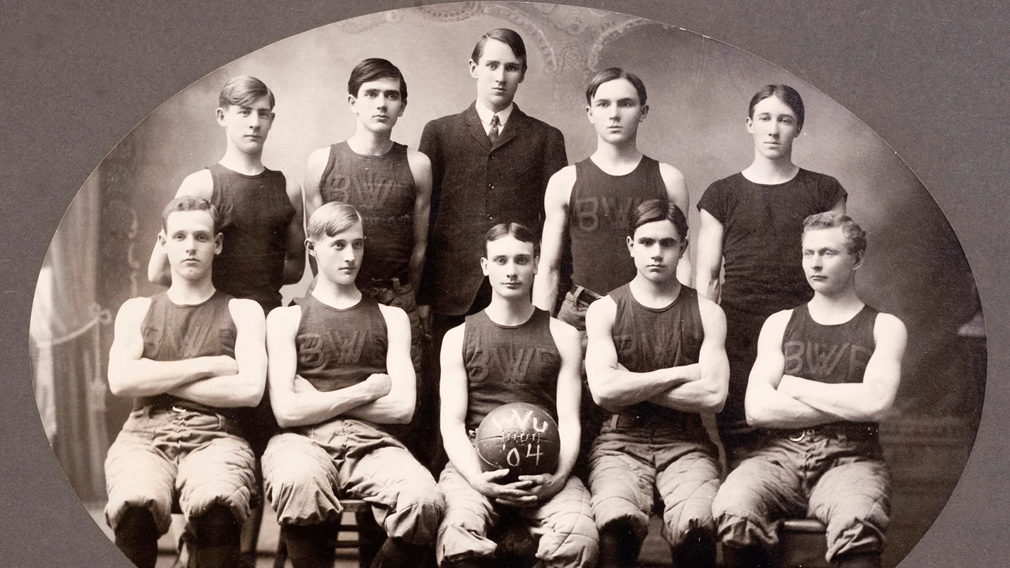 1904 Men's Basketball Team Photo