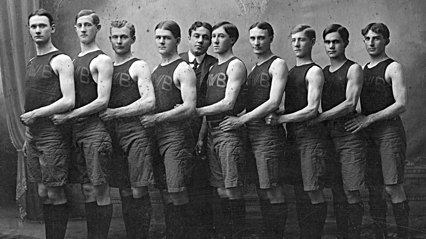 1905 Men's Basketball Team Photo