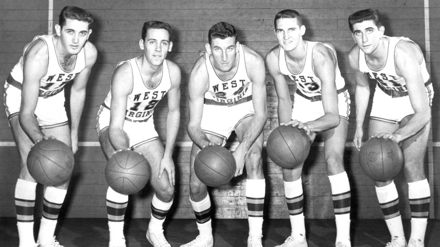 1958 Men's Basketball Team Photo