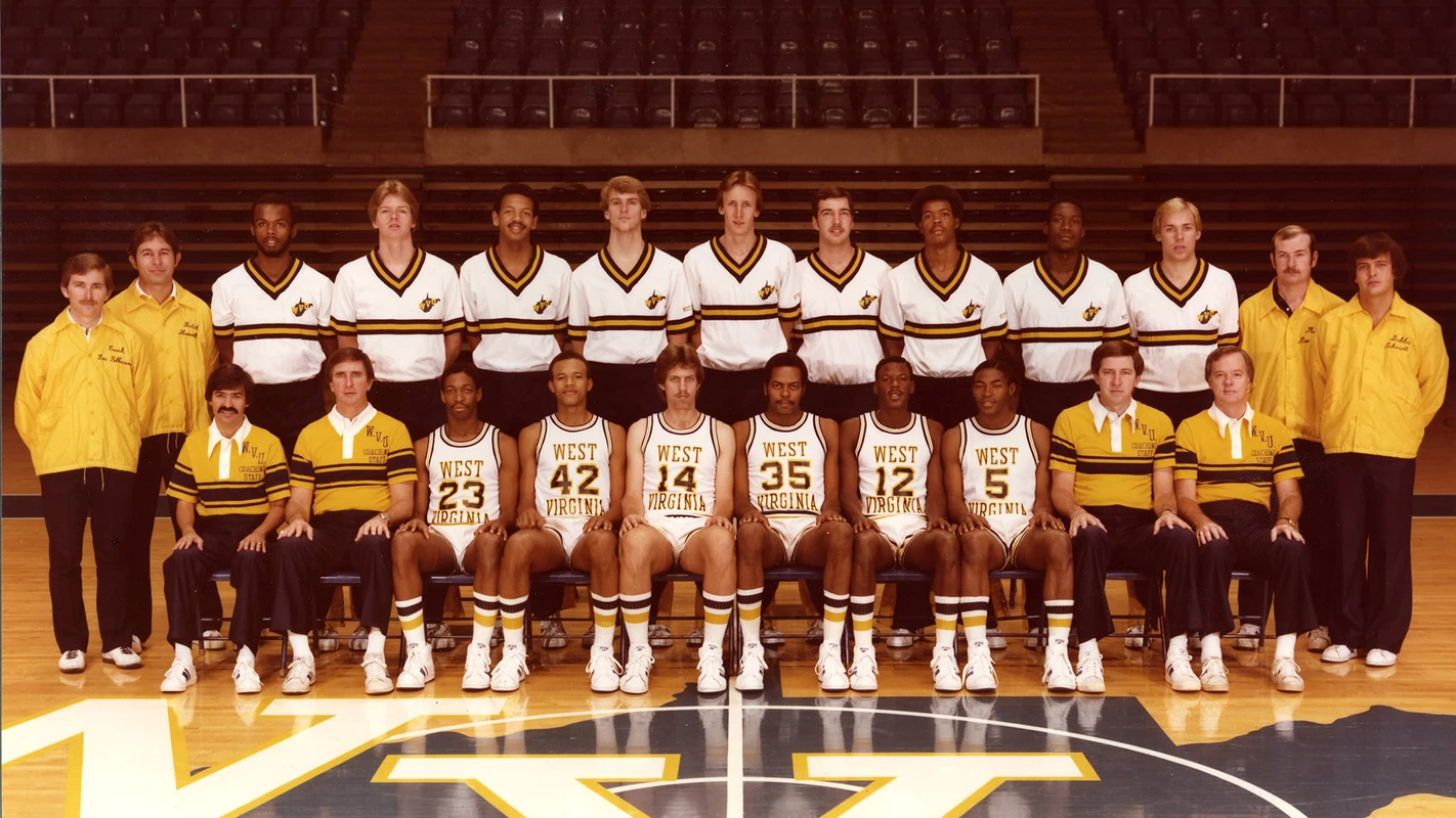 1981 Men's Basketball Team Photo