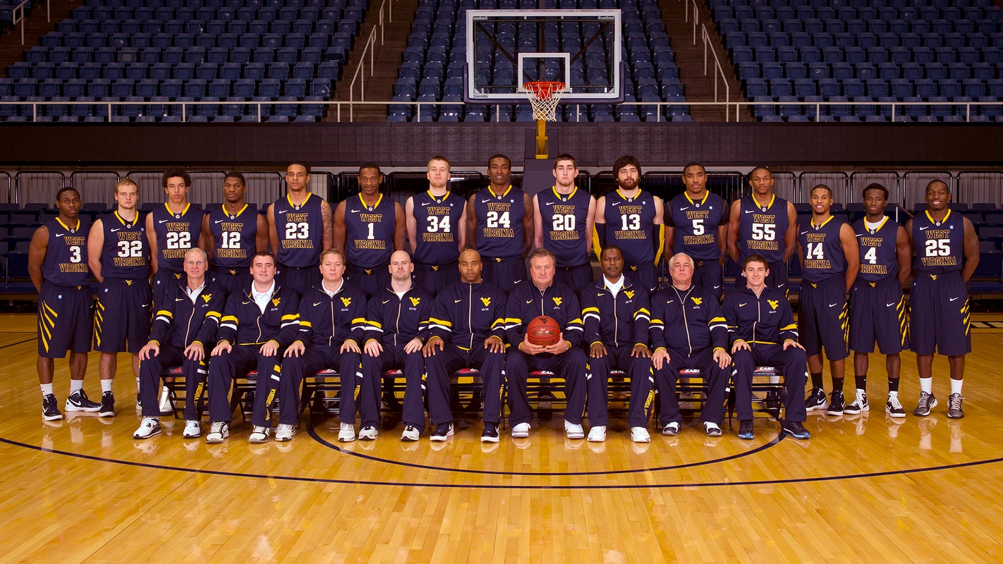 2012 Men's Basketball Team Photo
