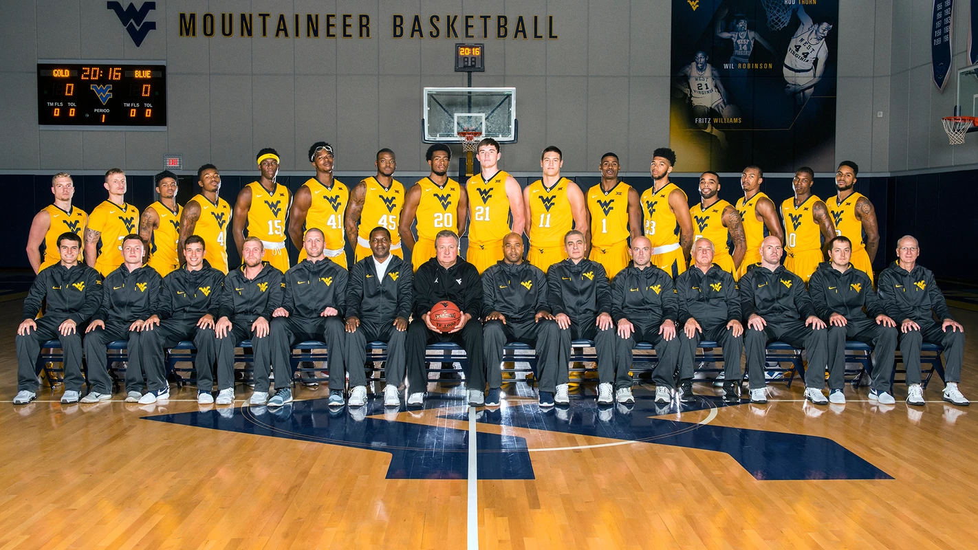 2016 Men's Basketball Team Photo