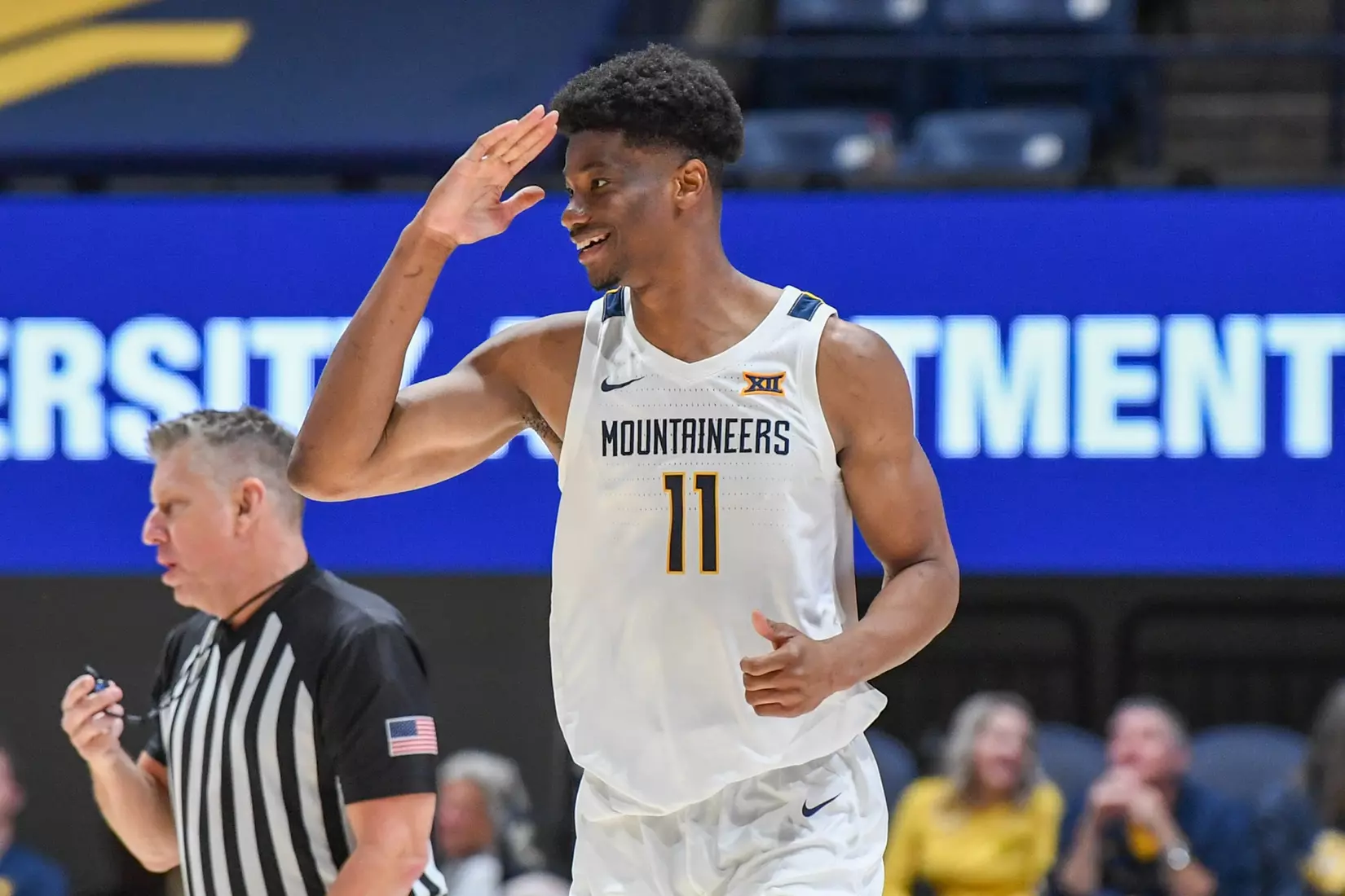 Mohamed Wague salutes the bench.