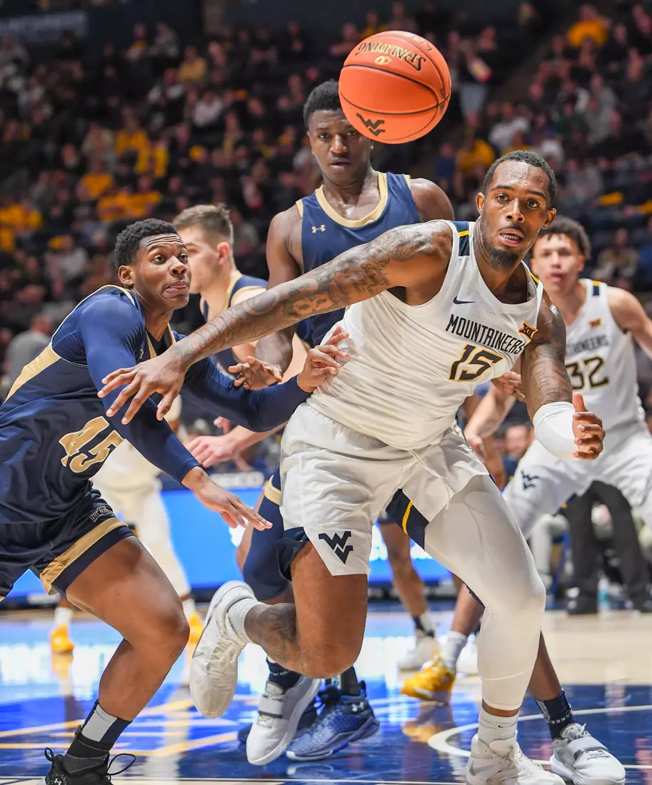Jimmy Bell Jr. chases a loose ball.