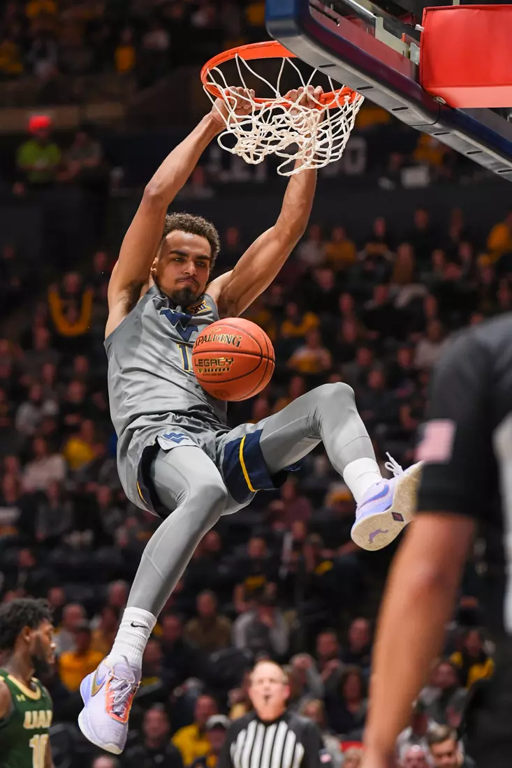 Emmitt Matthews Jr. slams.