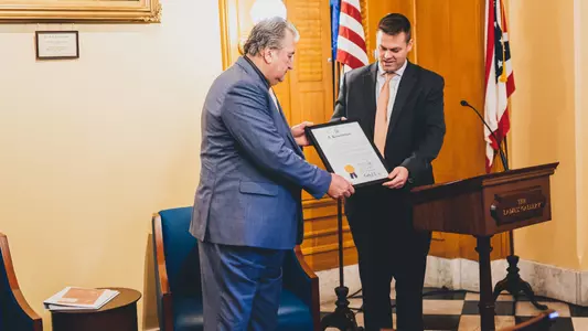Bob Huggins and Brett Hillyer
