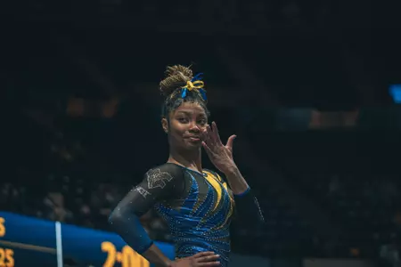 kiana lewis