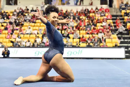 Kendra Combs - Towson Pink Meet