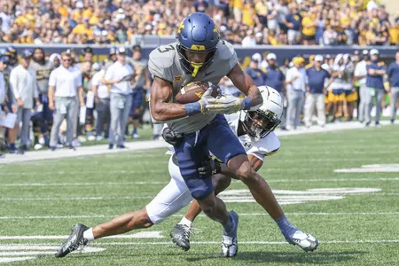 Kaden Prather hauls in a pass.