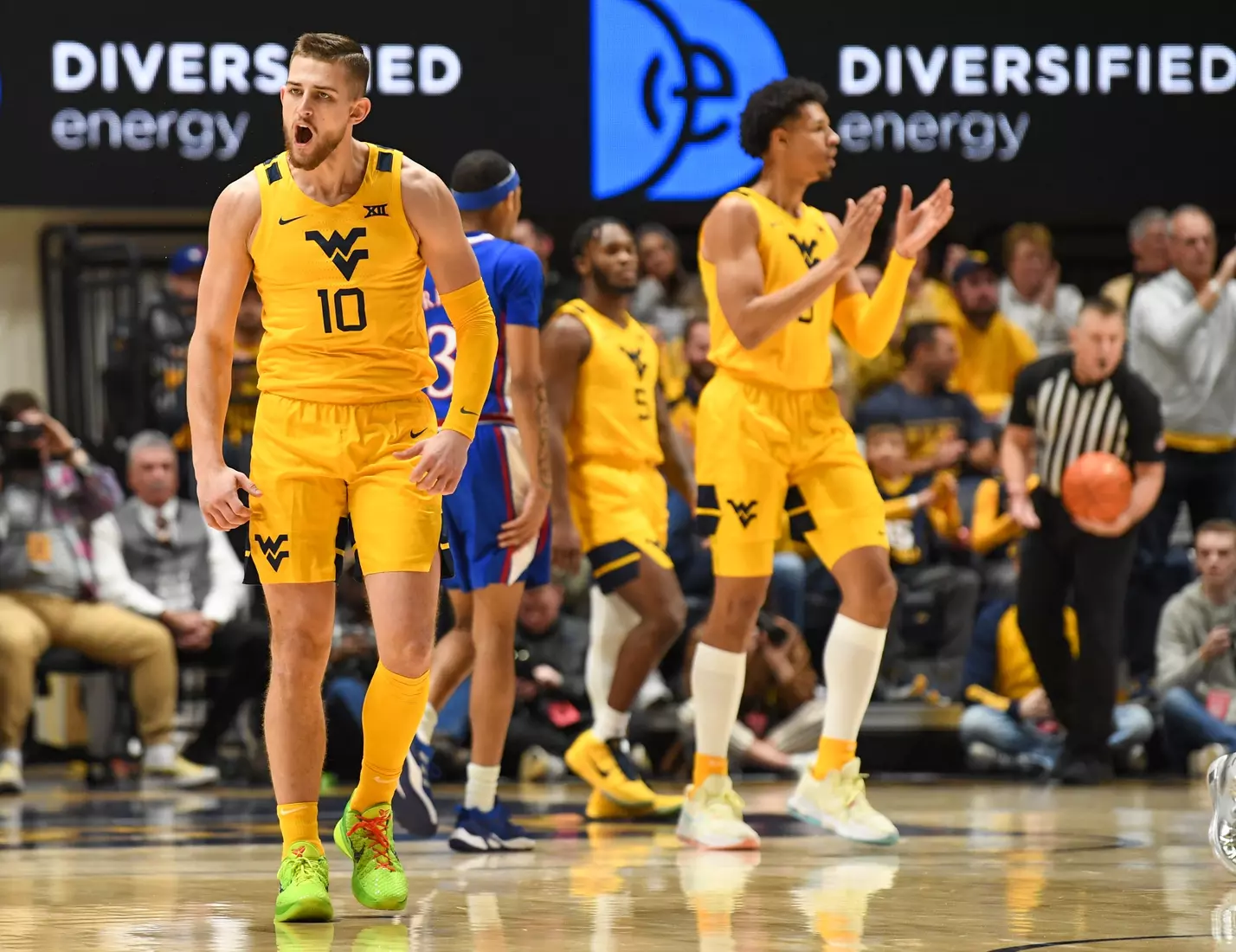 Erik Stevenson pumps-up the crowd.