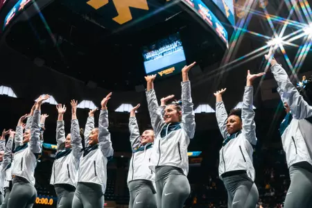 gym team waving