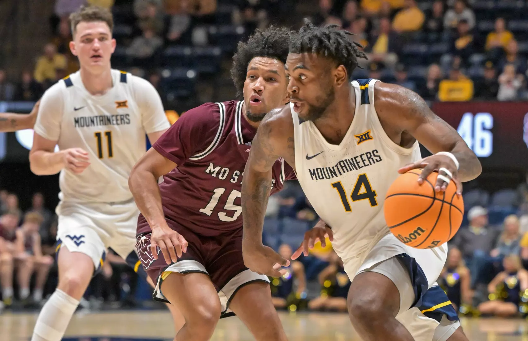 Seth Wilson drives to the basket.