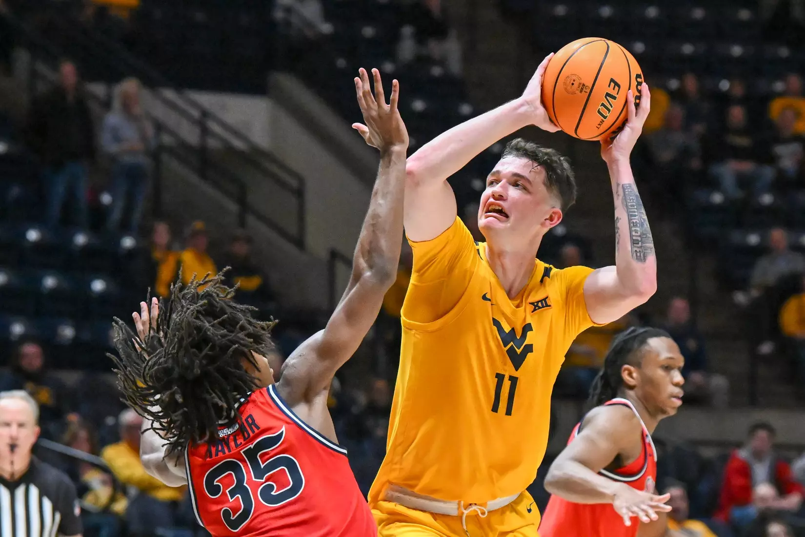 Quinn Slazinski shoots.