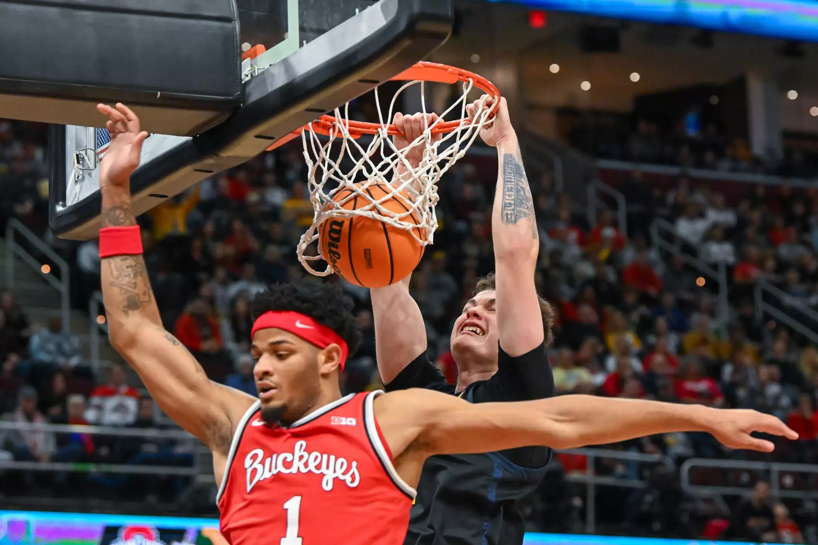 WVU. vs Ohio St. action