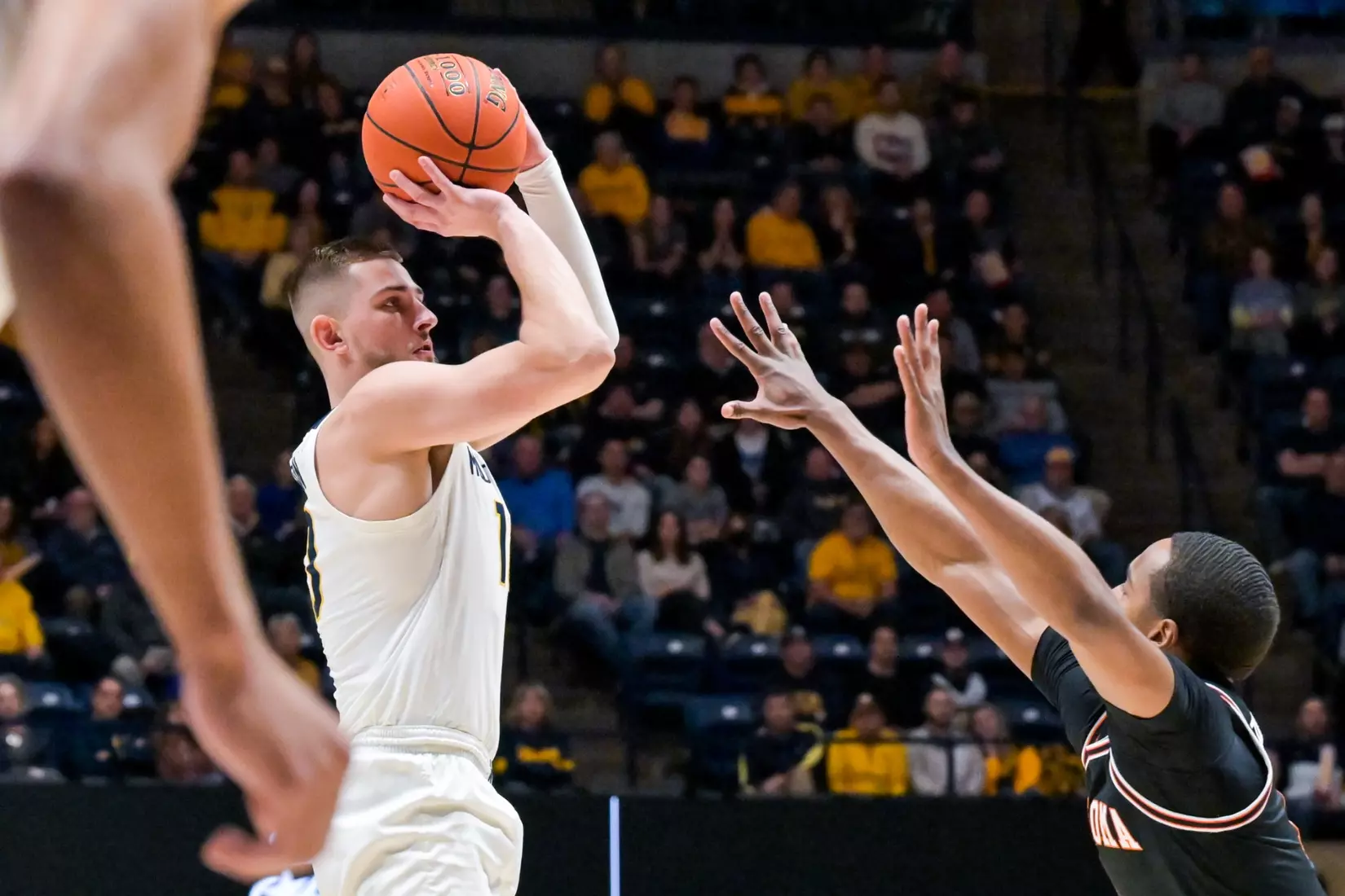 Erik Stevenson scores the game's first points.