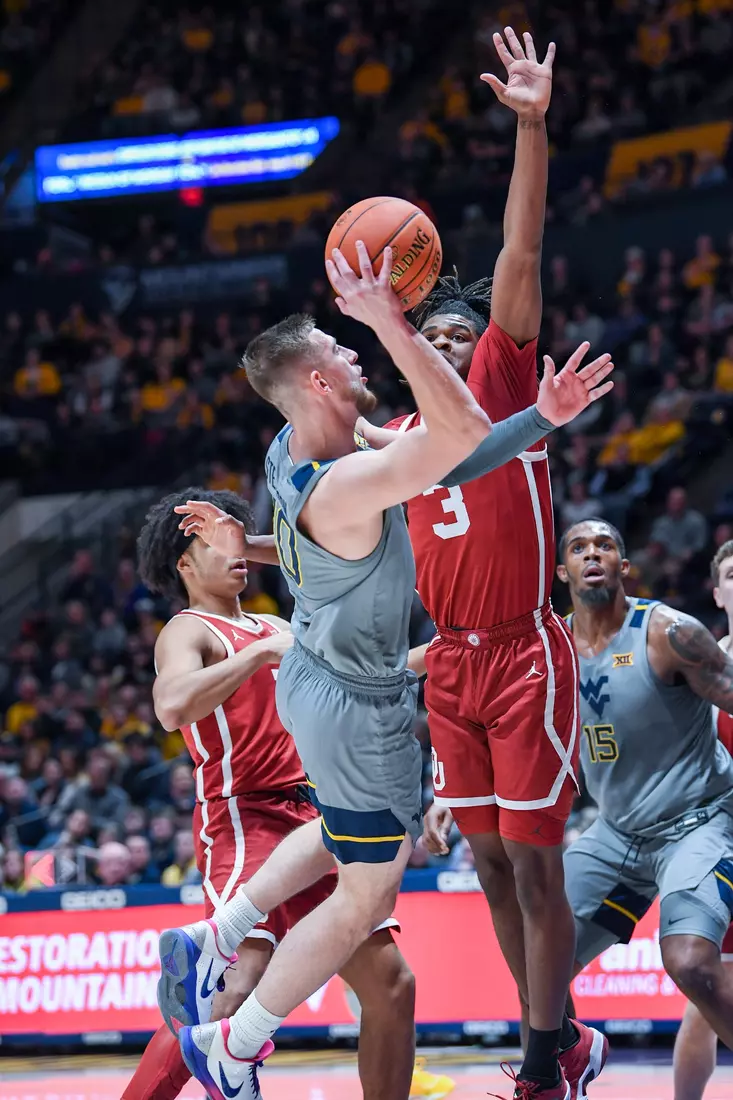 Erik Stevenson shoots.