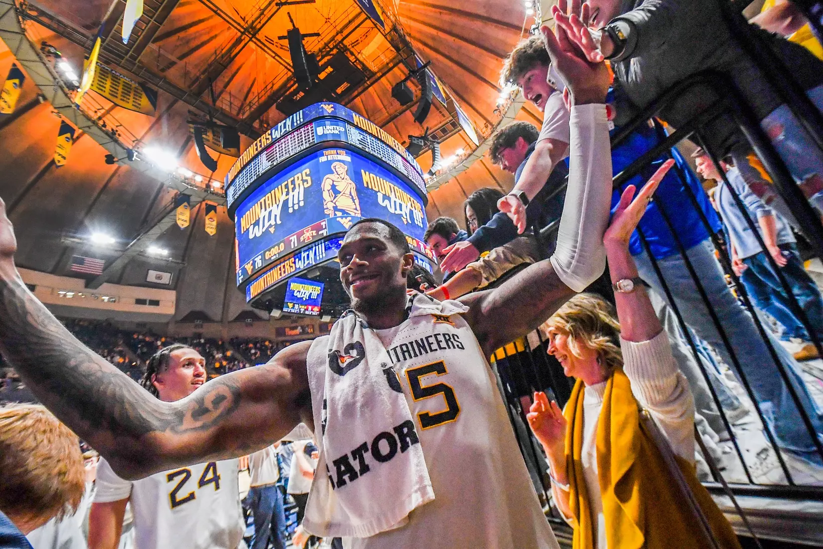 Jimmy Bell Jr. celebrates the win with the fans.