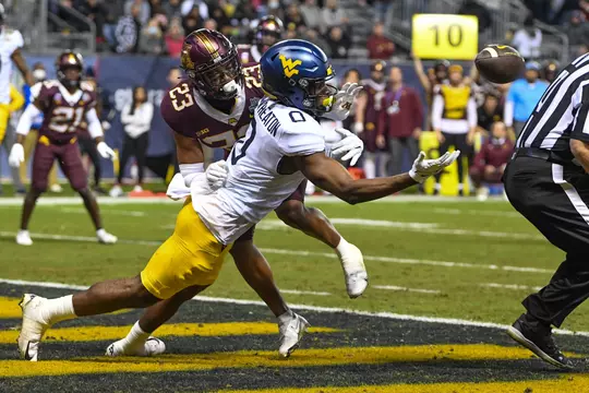 2021 Guaranteed Rate Bowl action