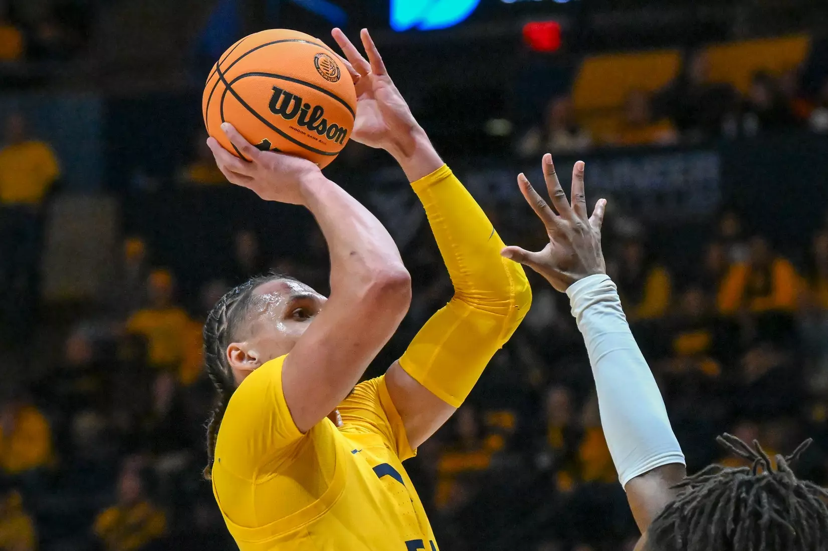 Patrick Suemnick shoots for two.