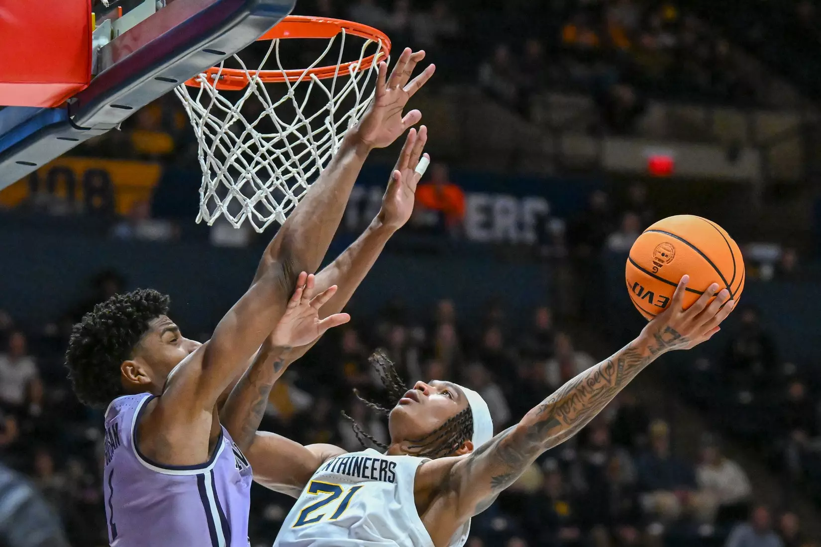 RaeQuan Battle shoots.