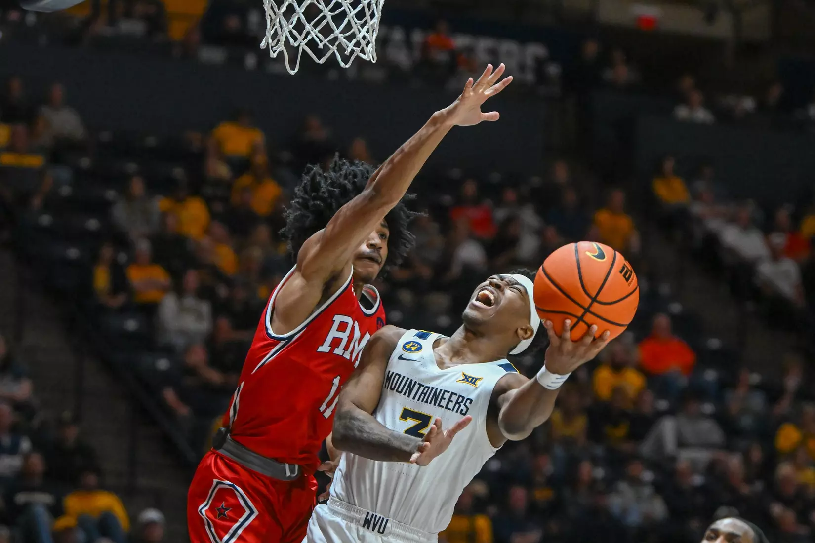 WVU vs Robert Morris basketball game action