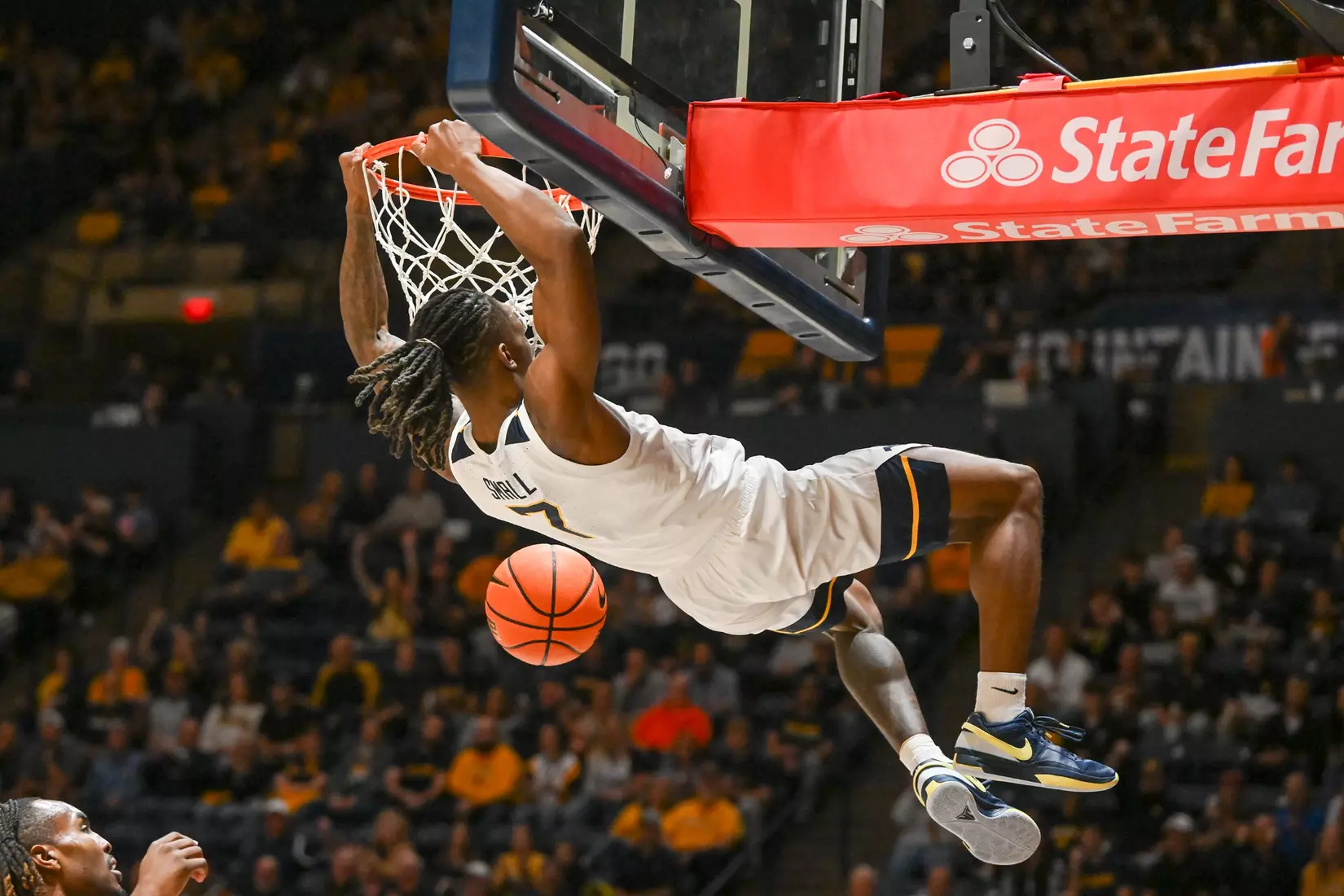 WVU vs Robert Morris basketball game action