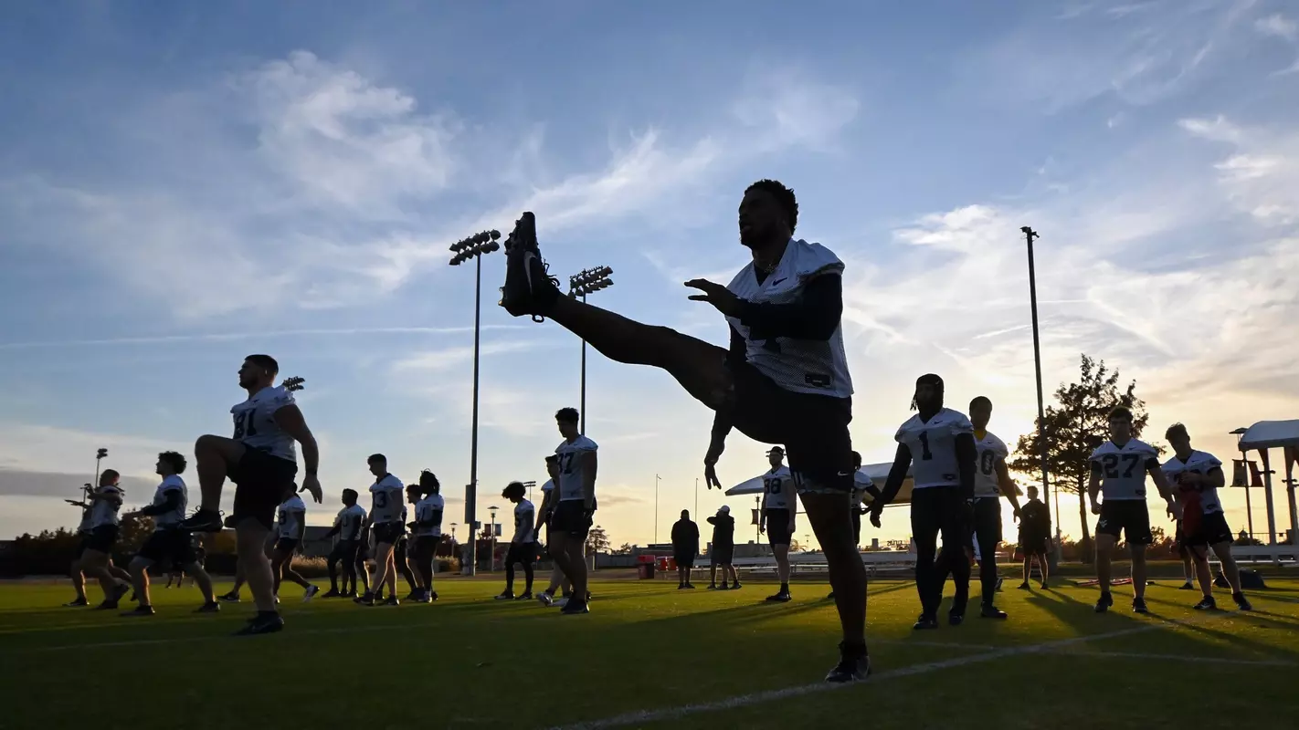 Frisco Bowl Practice