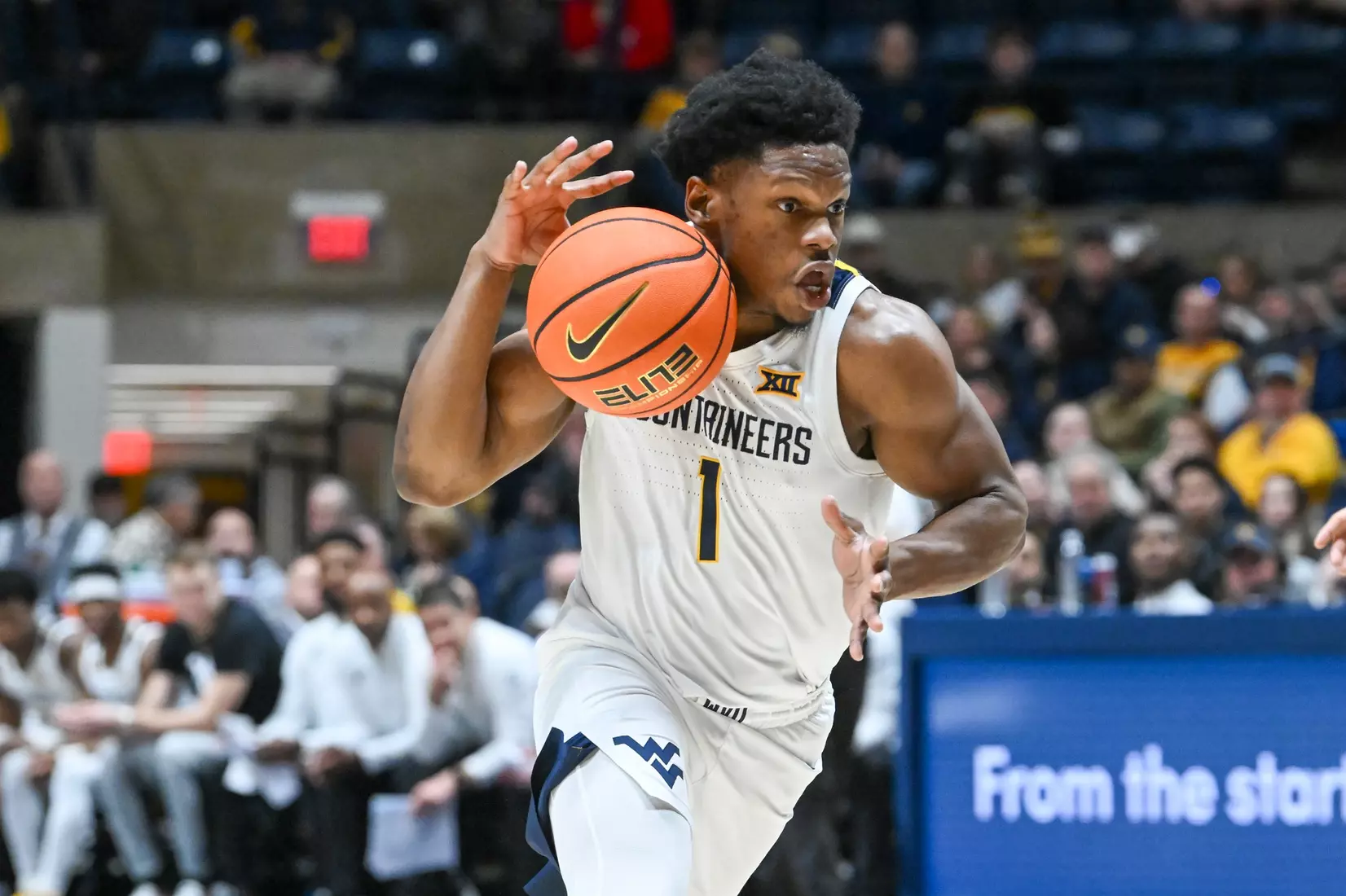 WVU vs Mercyhurst game action