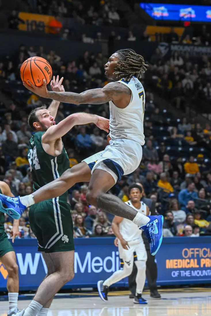 WVU vs Mercyhurst game action