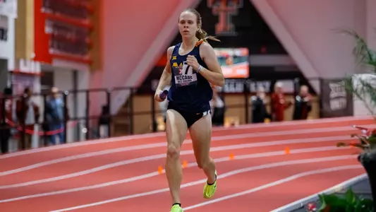 Ceili McCabe running in the DMR at the 2023 Big 12 Indoor Championship