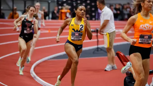 Cassandra Williamson running at 2023 Big 12 Indoor Championship