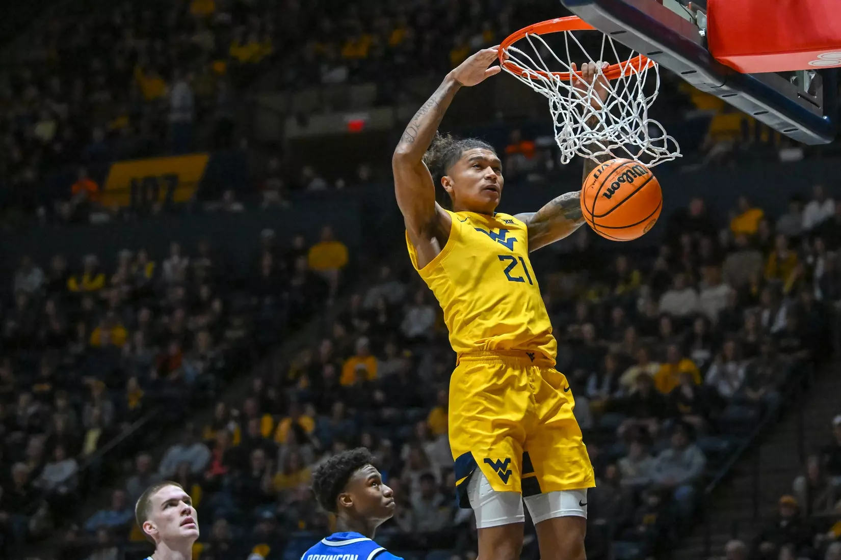 RaeQuan Battle slams.