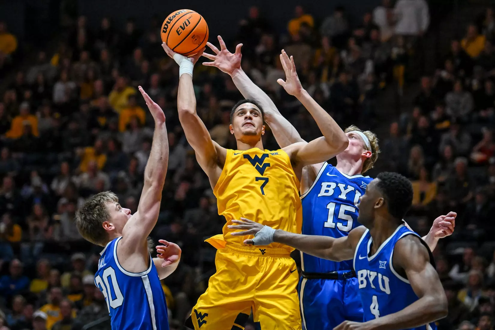 Jesse Edwards in the paint.