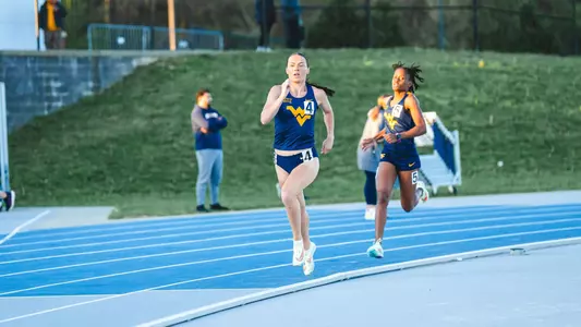 Vanderheyden and Rowe running 800 meters