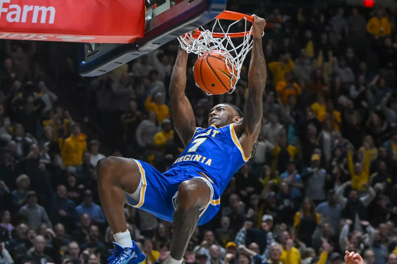 Javon Small slams home the game winner.