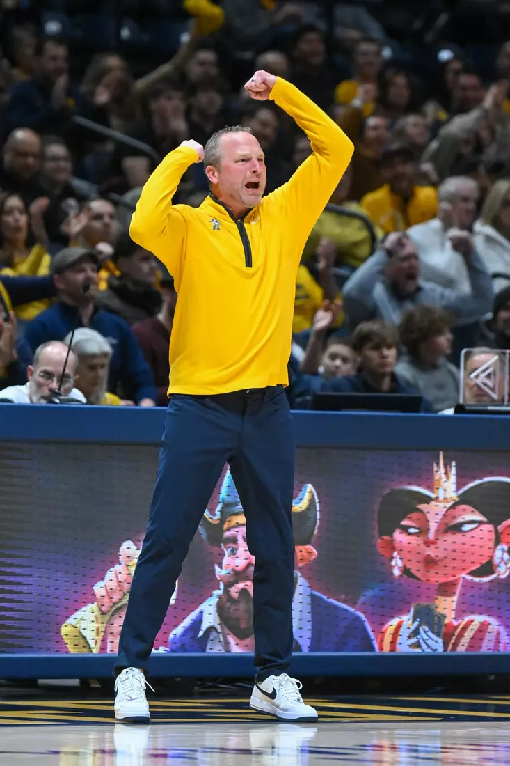 Darian DeVries cheers on his team.