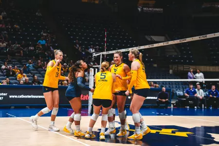 Huddle Celebration