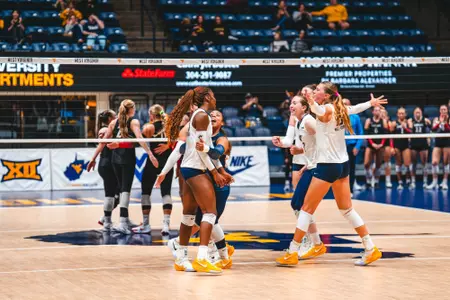 VB celebration after point