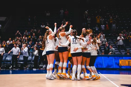 Final Celebration against Houston