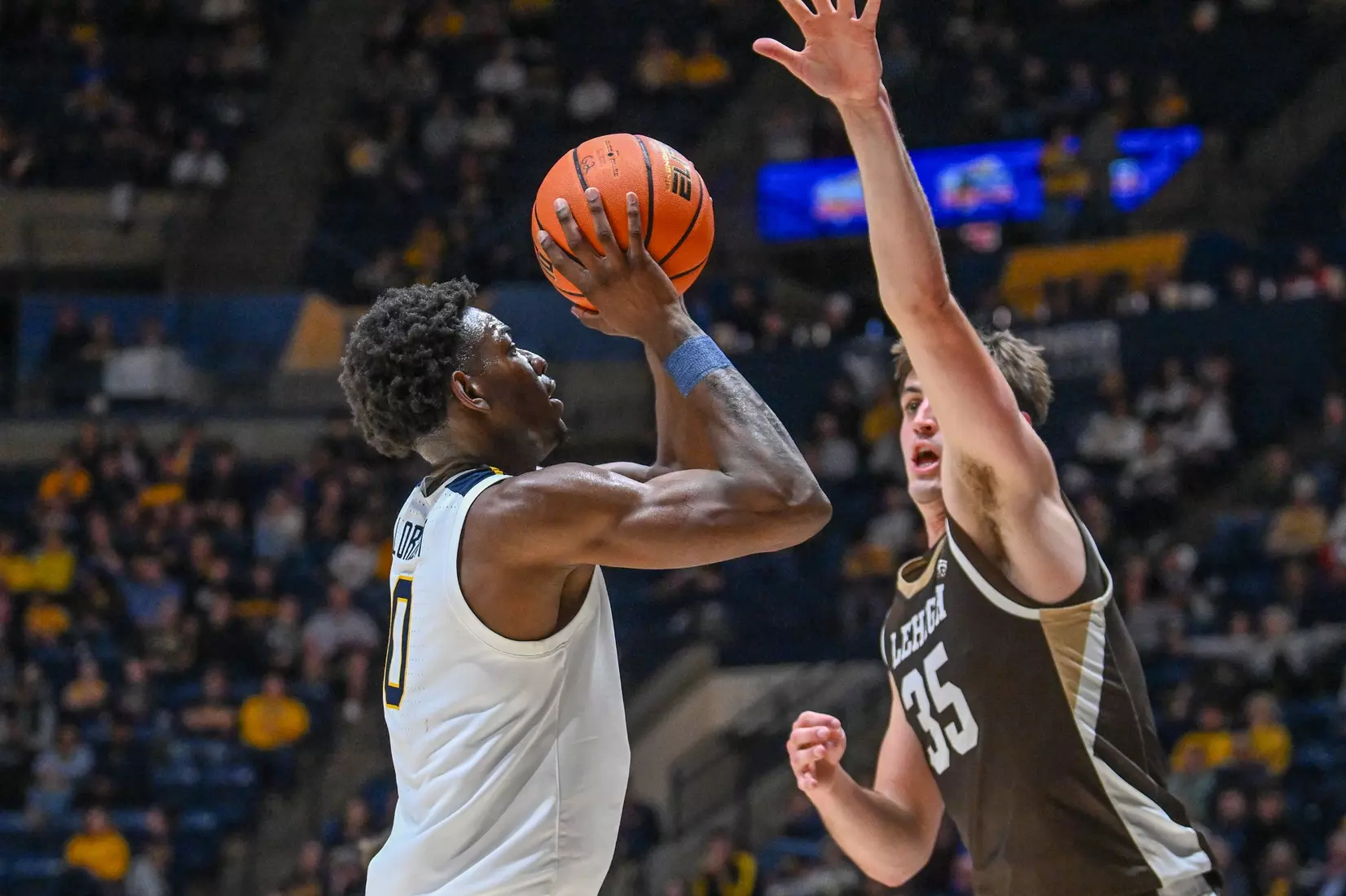 WVU vs Lehigh action at Hope Coliseum Sunday, Nov. 8, 2025