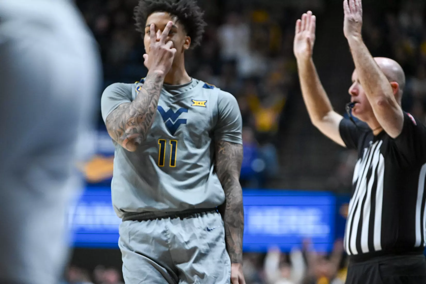 Jonathan Powell hits a big and late three-pointer.