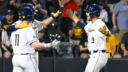 Mountaineers Take Series Against Cincinnati Image