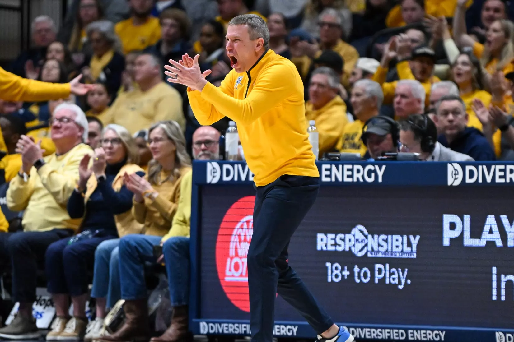 West Virginia hosts No. 22 Kansas on Jan. 10, 2026, at Hope Coliseum in Morgantown, W.Va.