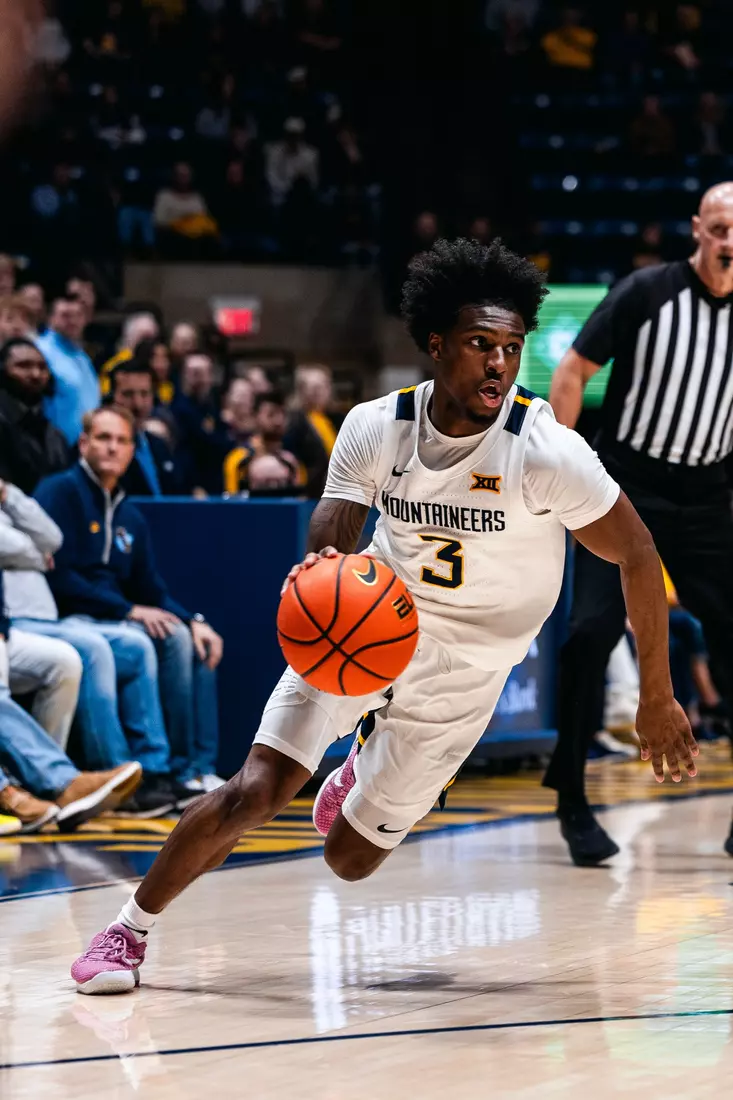 West Virginia battles Cincinnati in its Big 12 Conference home opener at Hope Coliseum on Jan. 6, 2026.