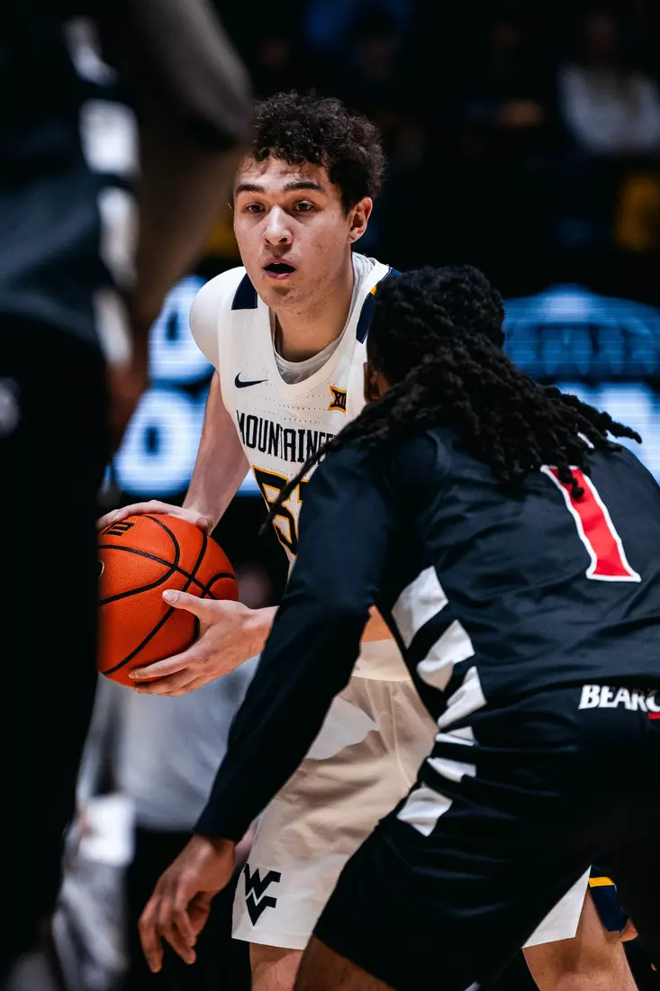 West Virginia battles Cincinnati in its Big 12 Conference home opener at Hope Coliseum on Jan. 6, 2026.